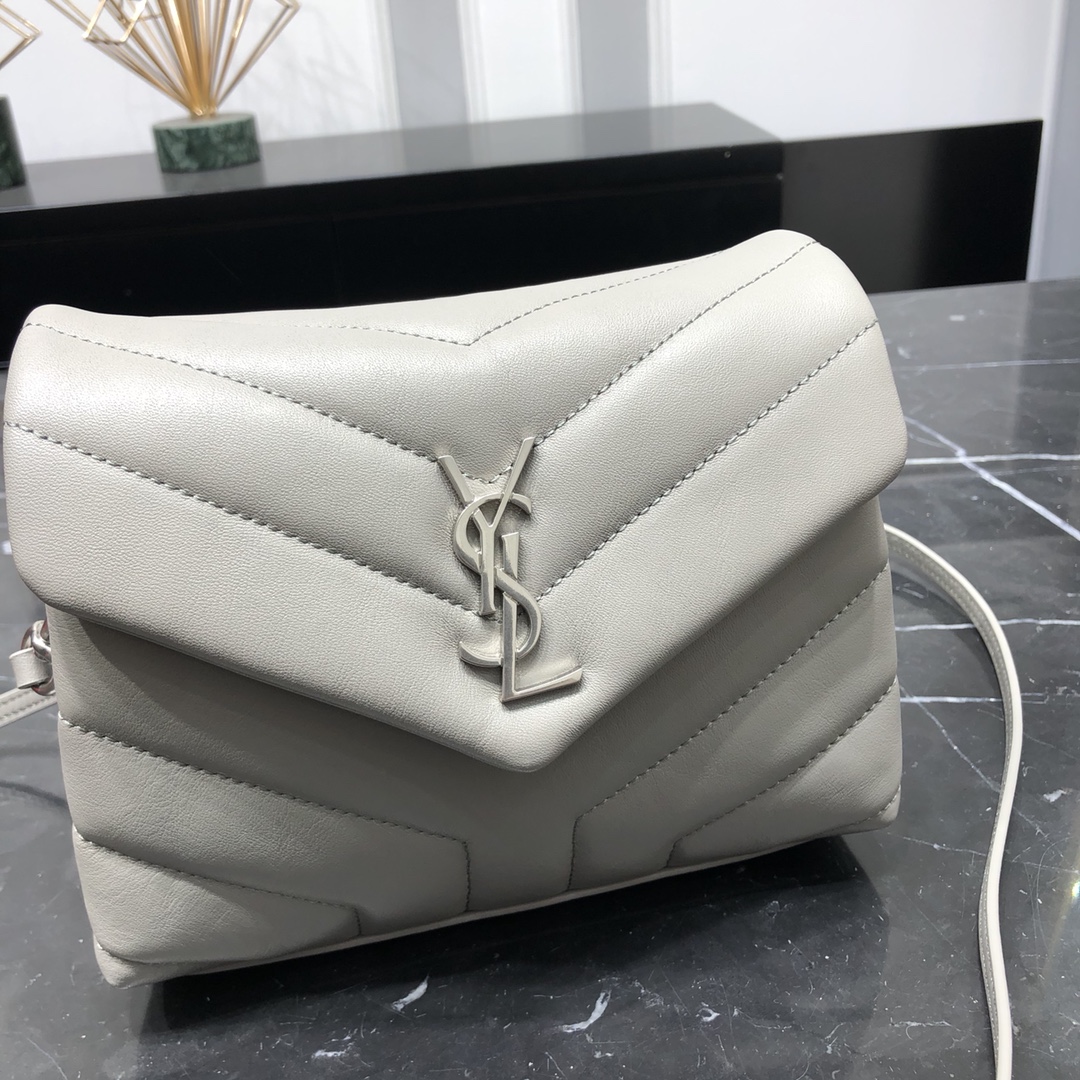 Saint Laurent Loulou Toy Quilted Calfskin Shoulder Bag Handbag White 678401 Silver